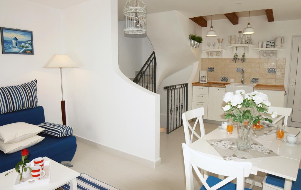 Apartments Stefani Fažana エクステリア 写真